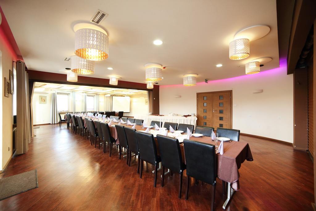 Hotel I Restauracja Abis Bystrzyca Kłodzka Esterno foto