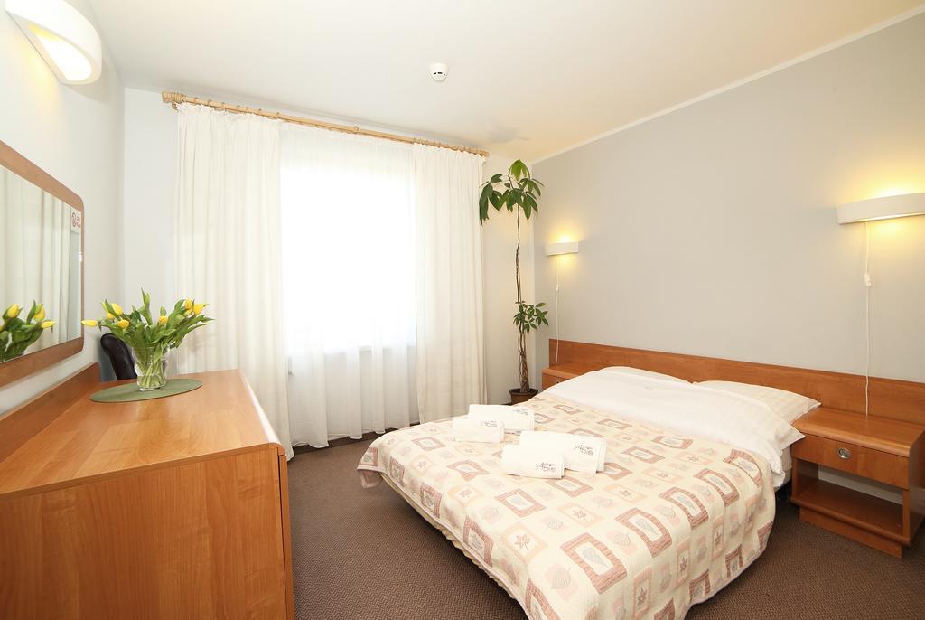 Hotel I Restauracja Abis Bystrzyca Kłodzka Esterno foto